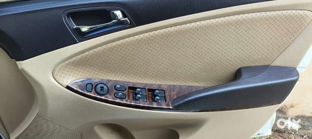 Hyundai Verna 2012 Diesel 135000 Km Driven