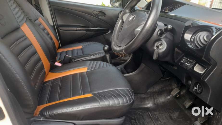 Toyota Etios Cross 1.2l G, 2019, Petrol