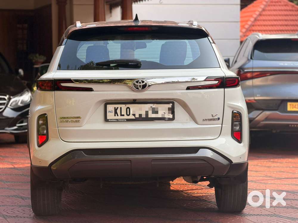 Toyota Urban Cruiser Hyryder 1.5 V Hybrid, 2023, Petrol