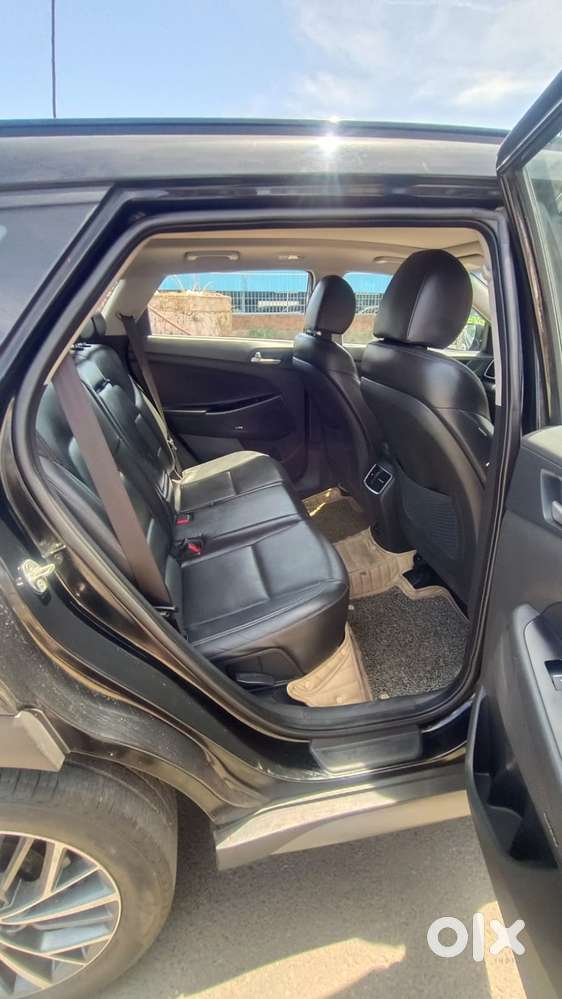 Hyundai Tucson 2.0 Signature 4wd Diesel At Dual Tone, 2022, Diesel