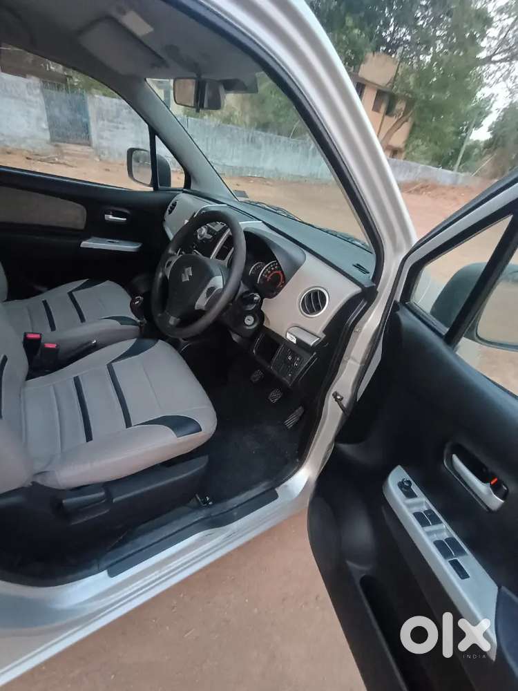 Maruti Suzuki Wagon R 1.0 2015 Petrol Well Maintained