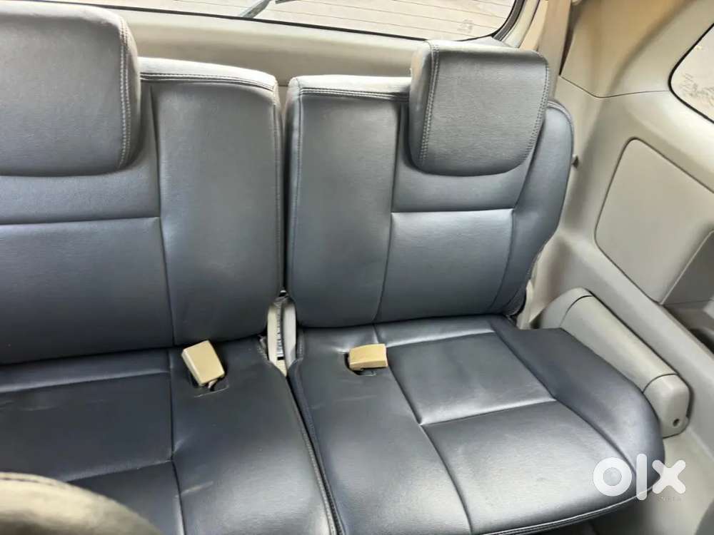 Toyota Innova 2010 Diesel 2nd Owner