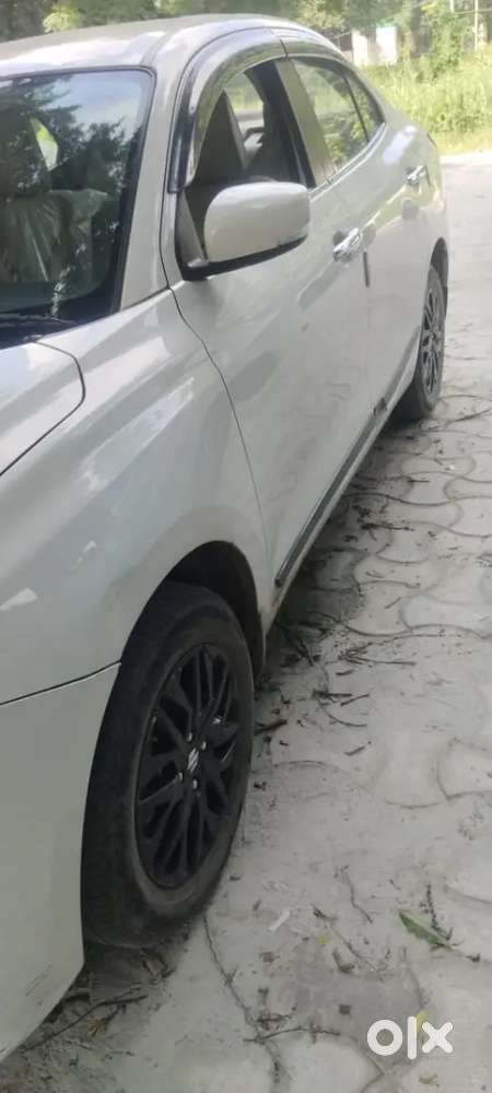 Maruti Dzire 1.2 Zxi 2025 Nov Cng Hybrid