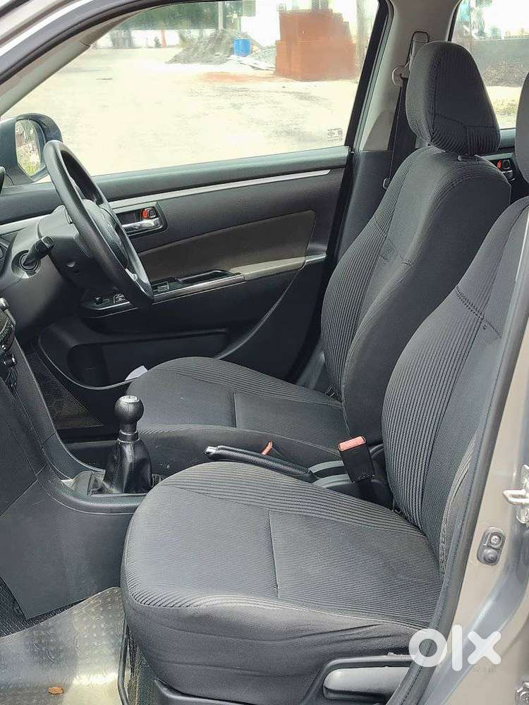 Maruti Suzuki Swift Vvt Zxi, 2012, Petrol