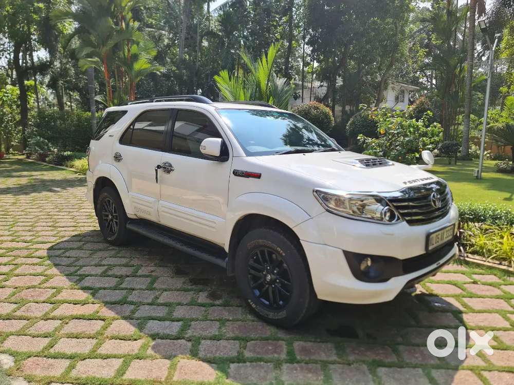 Toyota Fortuner A/t