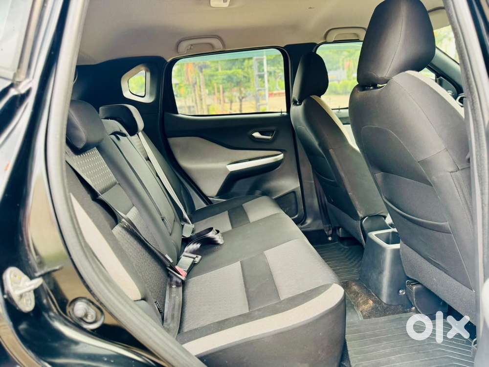 Nissan Magnite 1.0 Xv, 2021, Petrol