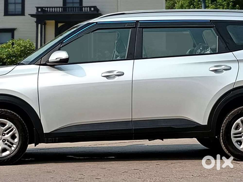 Kia Carens 1.5 Premium 7 Str, 2024, Petrol