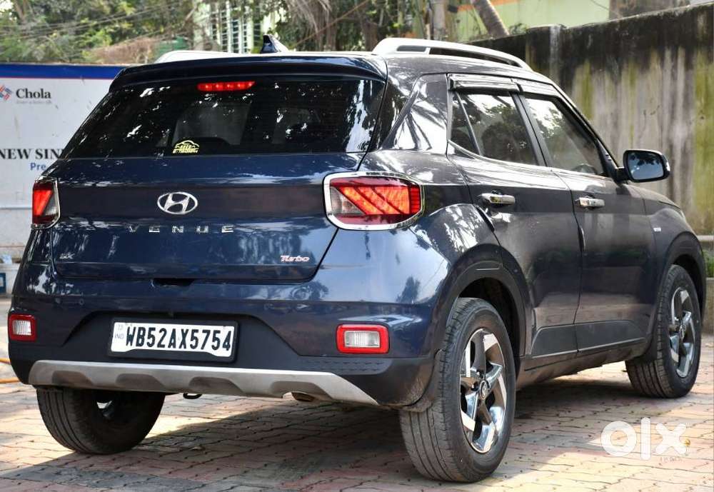 Hyundai Venue Sx+ At, 2020, Petrol