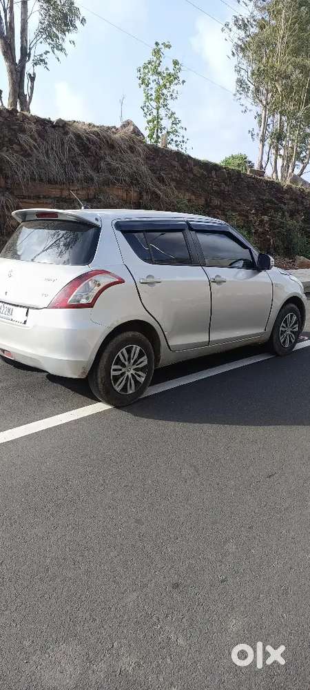 Maruti Suzuki Swift 2016 Diesel 80000 Km Driven