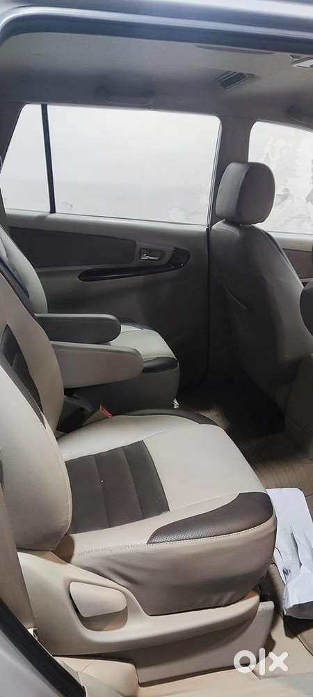 Toyota Innova 2013 Diesel 67000 Km Driven