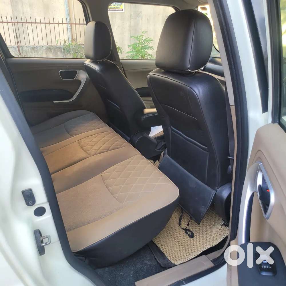 Mahindra Tuv 300 2019 Diesel 77000 Km Driven