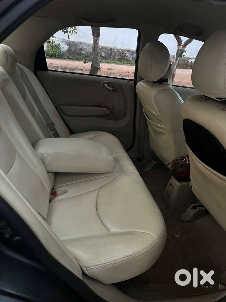Honda City Zx Petrol 2004