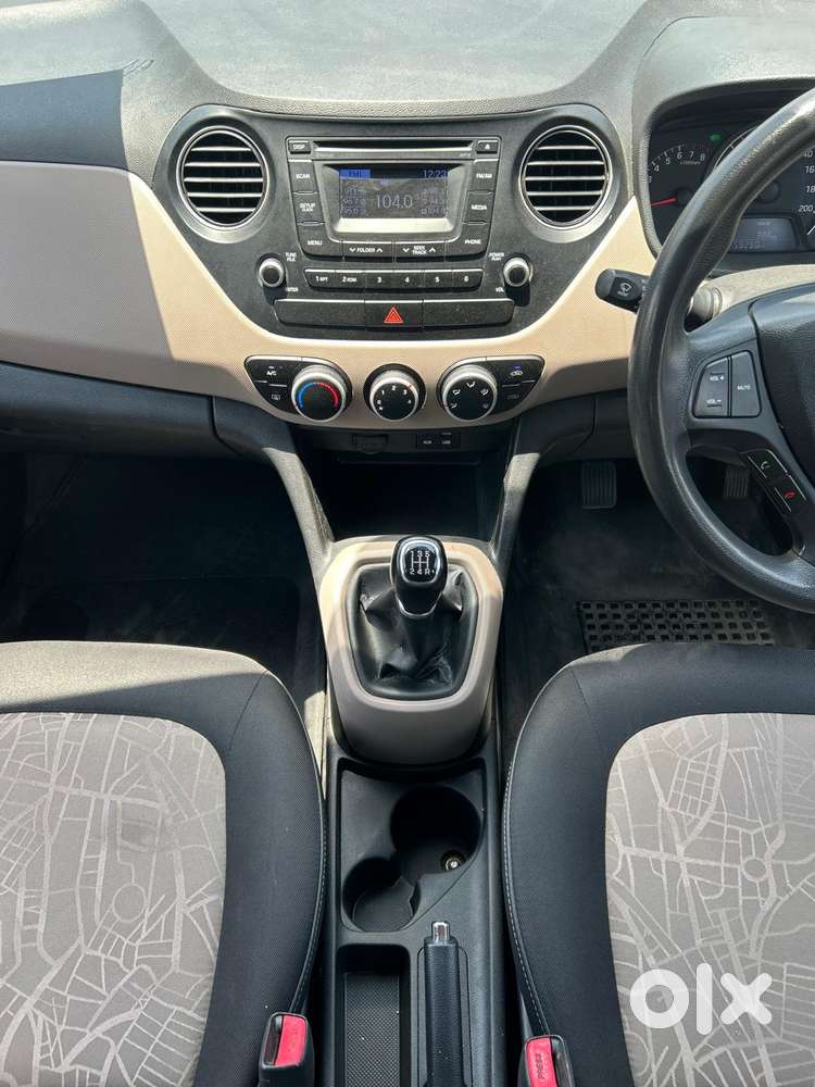 Hyundai Grand I10 2013-2016 Sportz, 2016, Petrol