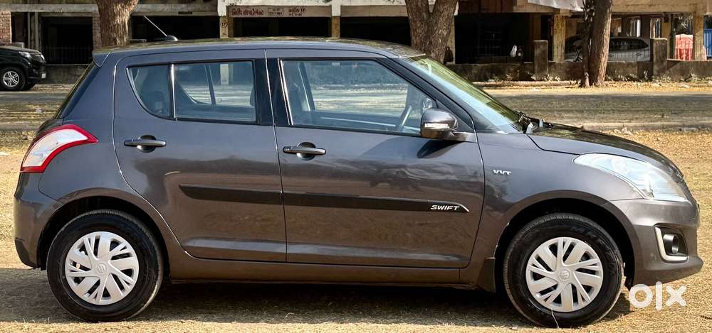 Maruti Suzuki Swift Vxi Optional, 2016, Petrol