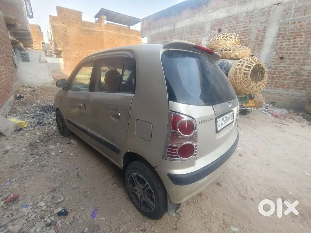 Gadi Full Condition 
Front Power Window Remote Control Car