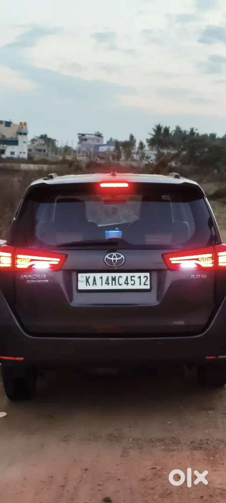 Toyota Innova Crysta 2018 Diesel 121650 Km Driven