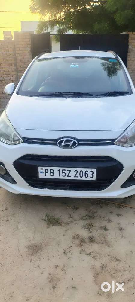 Hyundai Grand I10 2013 At Cng Super Condition