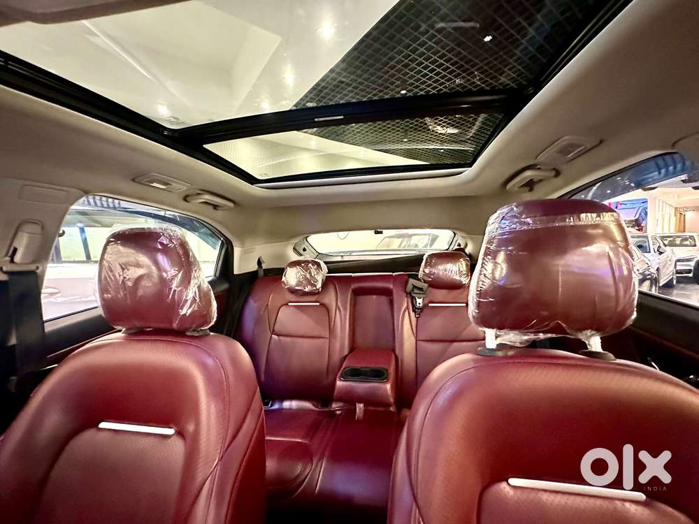 Tata Curvv Creative Plus S 1.2 Revotron Petrol 7dca, 2024, Petrol