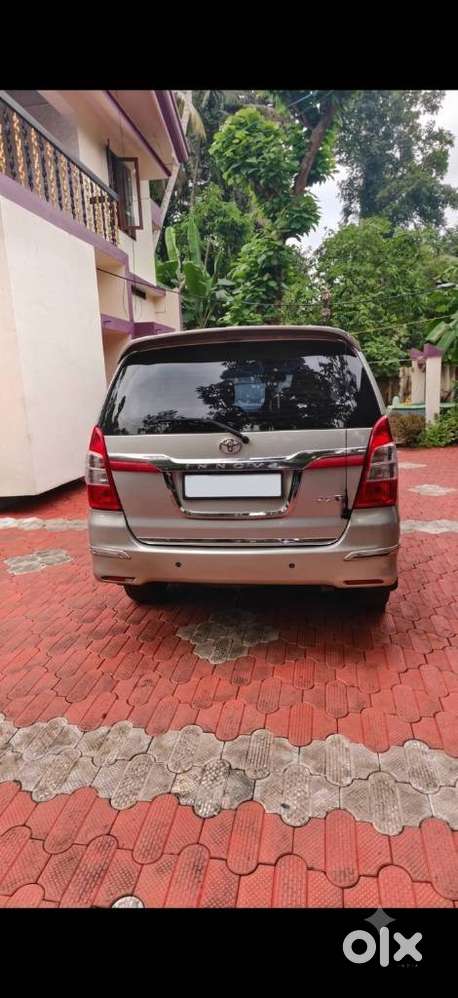 Toyota Innova 2.5 Gx 7 Str Bs-iii, 2016, Diesel
