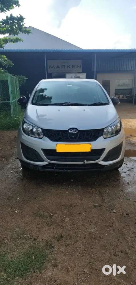 Mahindra Marazzo Diesel 2023 Yello Plate