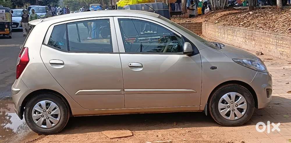 Hyundai I10 2012 Petrol 28900 Km Driven