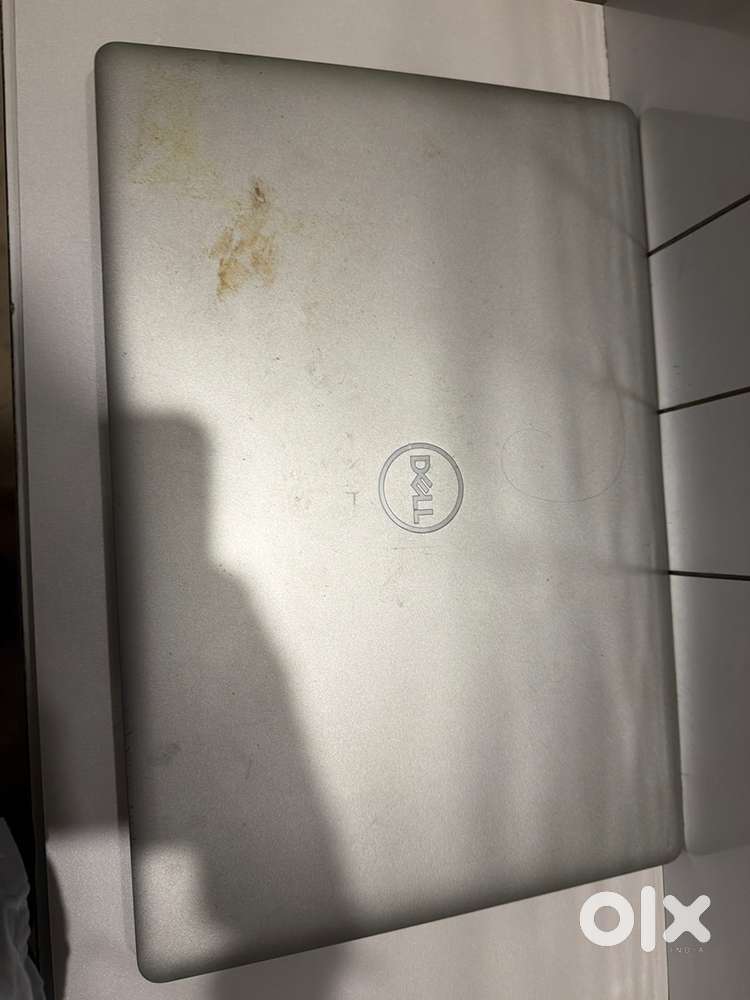 Dell Inspirion 3593
