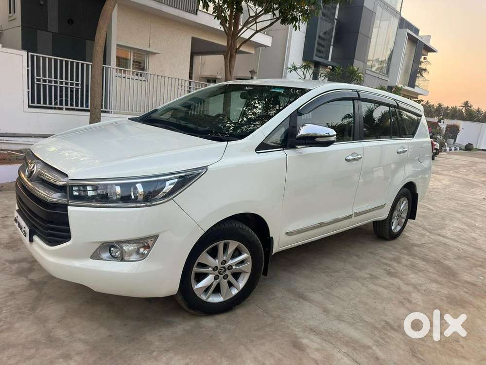 Toyota Innova Crysta 2018