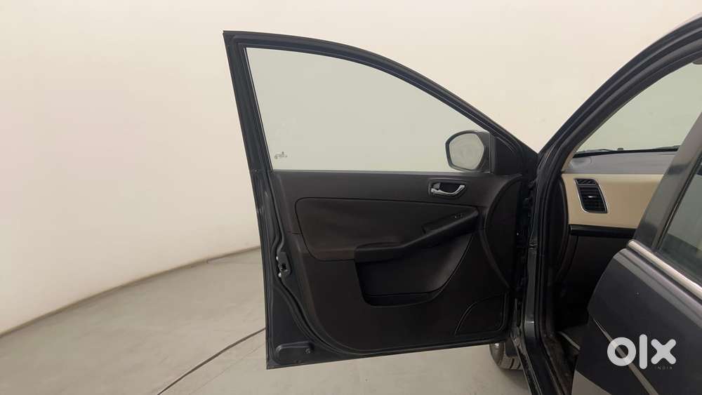 Tata Zest Revotron 1.2 Xt, 2015, Petrol