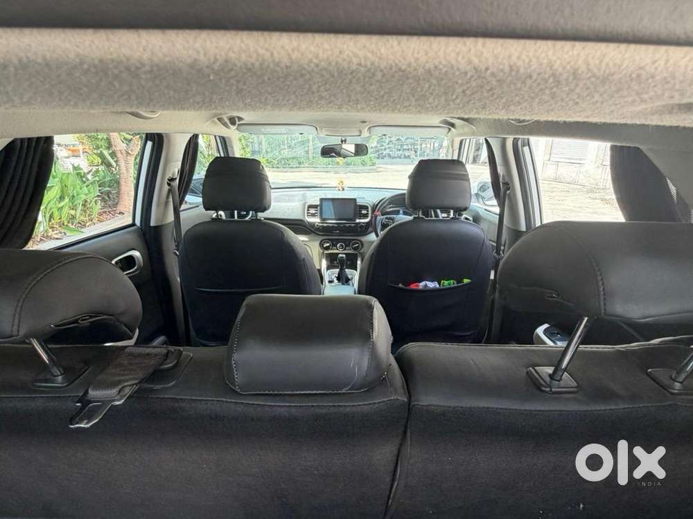 Hyundai Venue Petrol Well Maintained