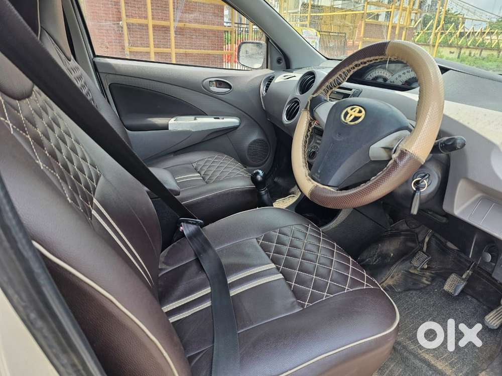 Toyota Etios Vx Limited Edition, 2011, Petrol
