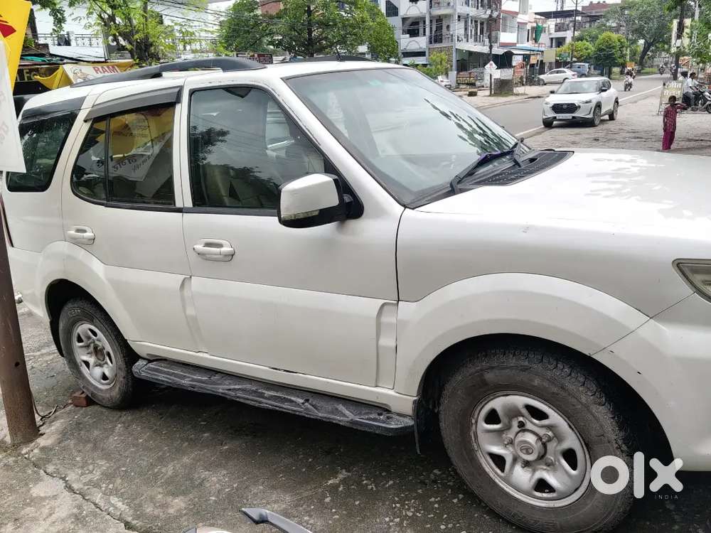 Tata Safari Storme 2014 Diesel 2nd Owner
