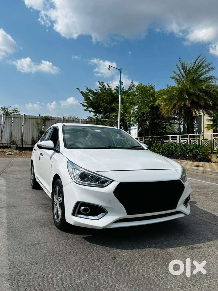 Hyundai Verna 1.6 At Petrol  Sunroof  Vip No.  Top Model