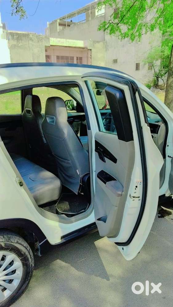 Mahindra Kuv 100 2016 Diesel Manual