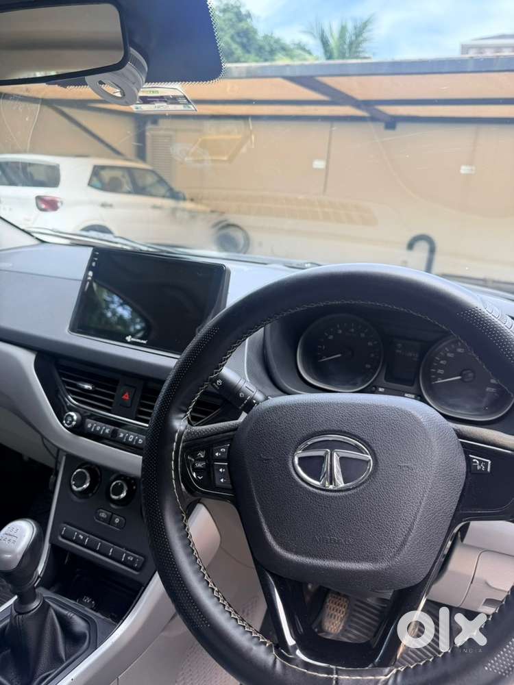 Tata Nexon Petrol 2018