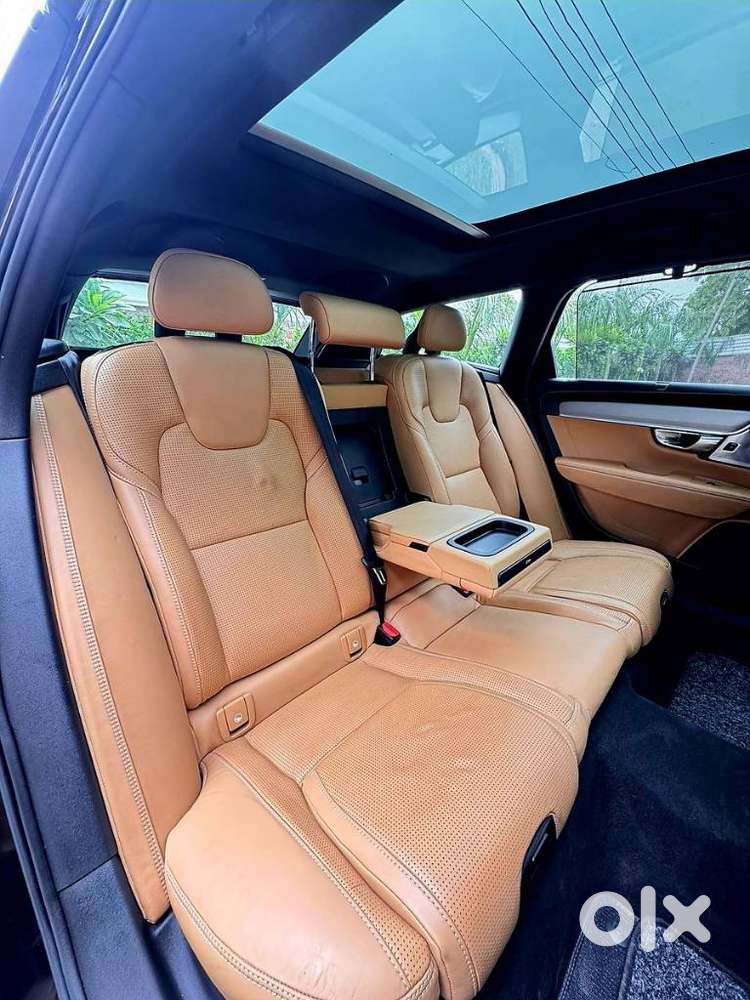 Volvo V90 Cross Country D5 Inscription, 2018, Diesel