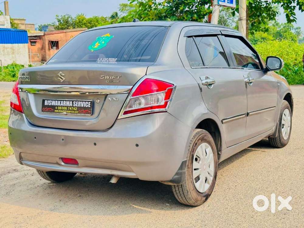 Maruti Suzuki Swift Dzire 1.2 Vxi Bsiv, 2014, Petrol