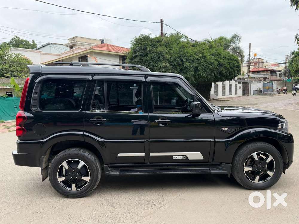 Mahindra Scorpio Classic, 2023, Diesel