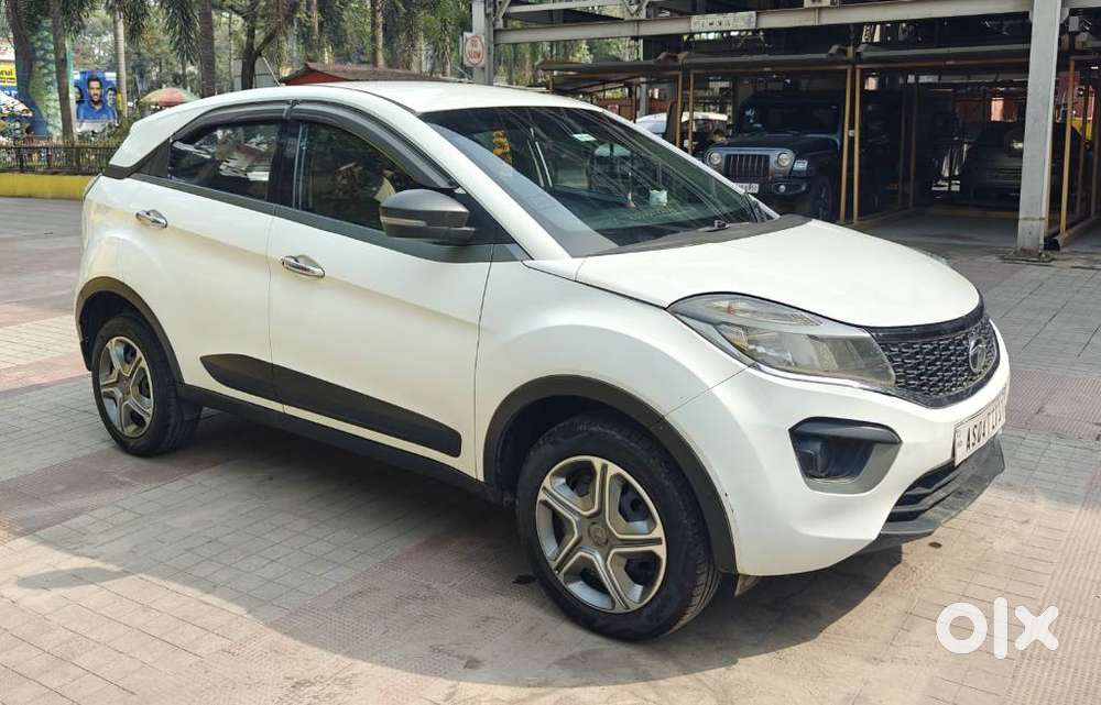Tata Nexon 1.2 Revotron Xm (s), 2018, Diesel