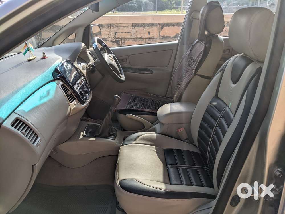 Toyota Innova 2.5 Gx 8 Str Bs-iii, 2009, Diesel
