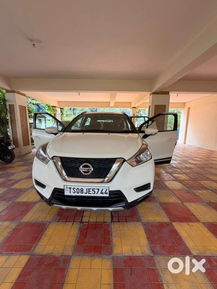 Nissan Kicks Petrol Manual 2022- Excellent Condition (idv 8.51 Lac)