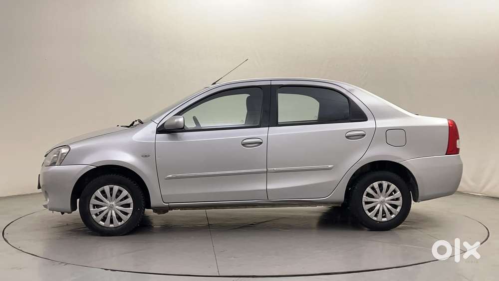Toyota Etios 2010-2012 G, 2011, Petrol