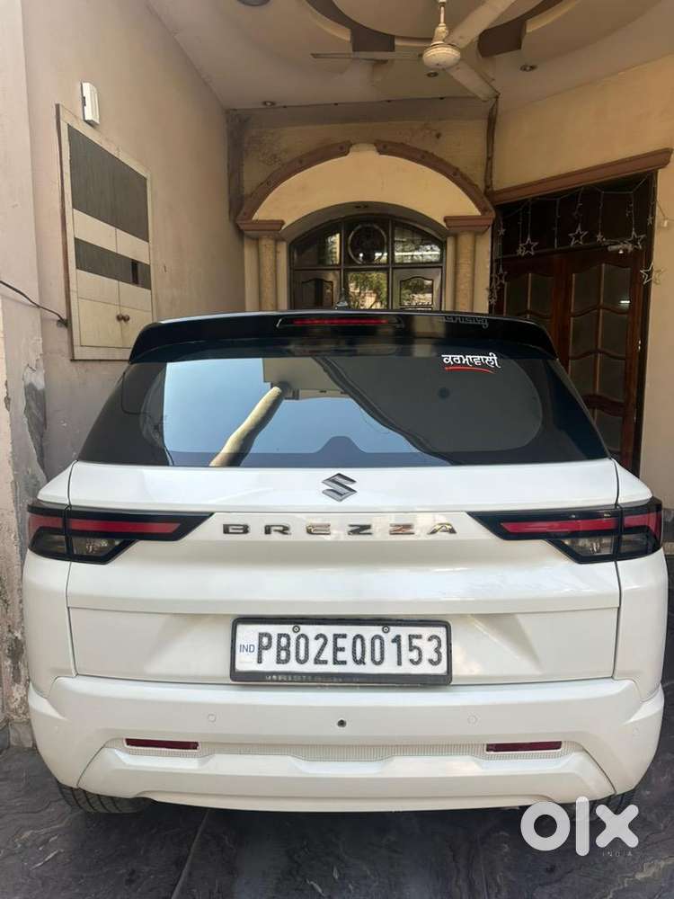 Maruti Suzuki Brezza 2023 Petrol Well Maintained