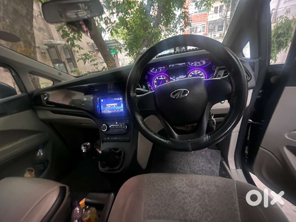 Mahindra Marazzo