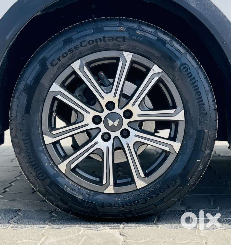 Mahindra Xuv700 2.2 Ax 7 Diesel Mt Luxury Pack Str, 2023, Diesel