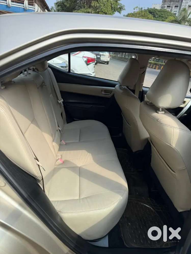 Toyota Corolla Altis 2014 Petrol - Gl (manual Top Model)