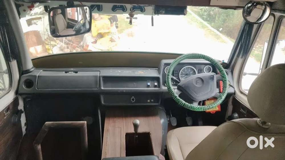 Tempo Traveler