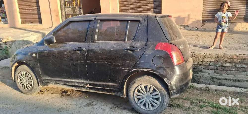 Maruti Suzuki Swift 2009 Cng & Hybrids 90000 Km Driven Renewal 2030