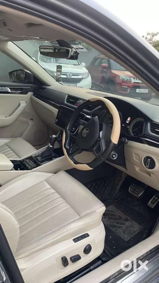 Skoda Superb 2.0 L&k Tsi At, 2021, Petrol