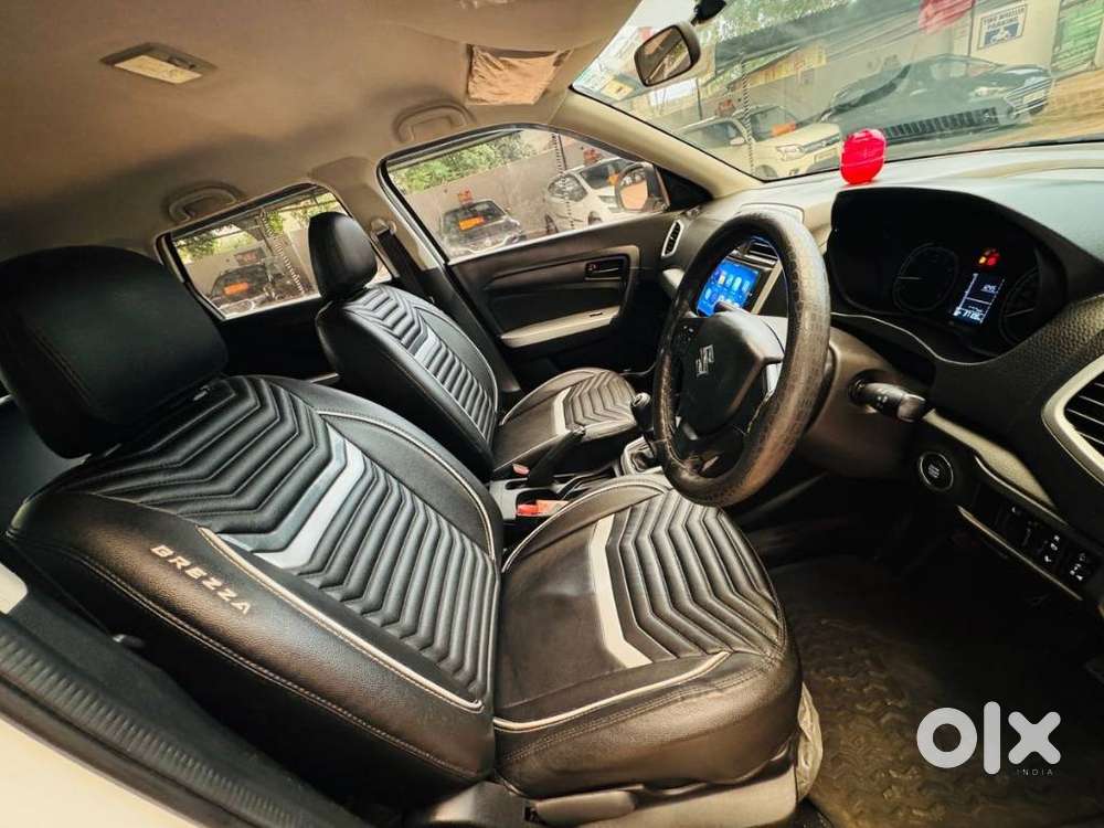 Maruti Suzuki Brezza 1.5 Zxi Plus At Smart Hybrid, 2021, Petrol
