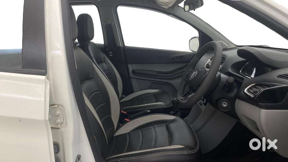 Tata Tiago 1.2 Revotron Xt, 2022, Petrol